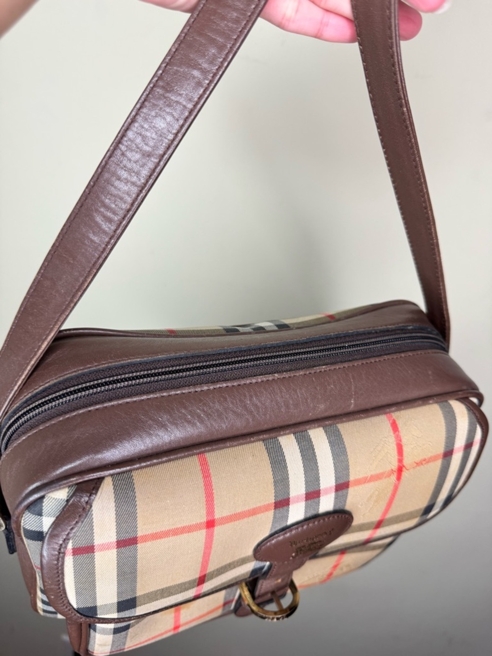 Burberry Beige Crossbody Bag with Brown Trim - Picture 7 of 12